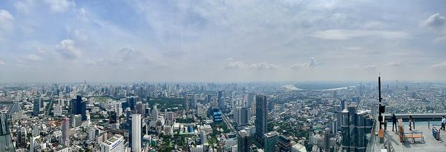 Bangkok from above: four rooftops