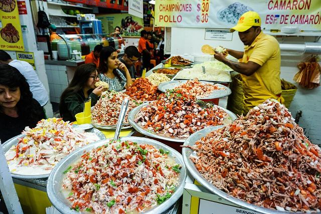 Market breakfasts in Mexico City